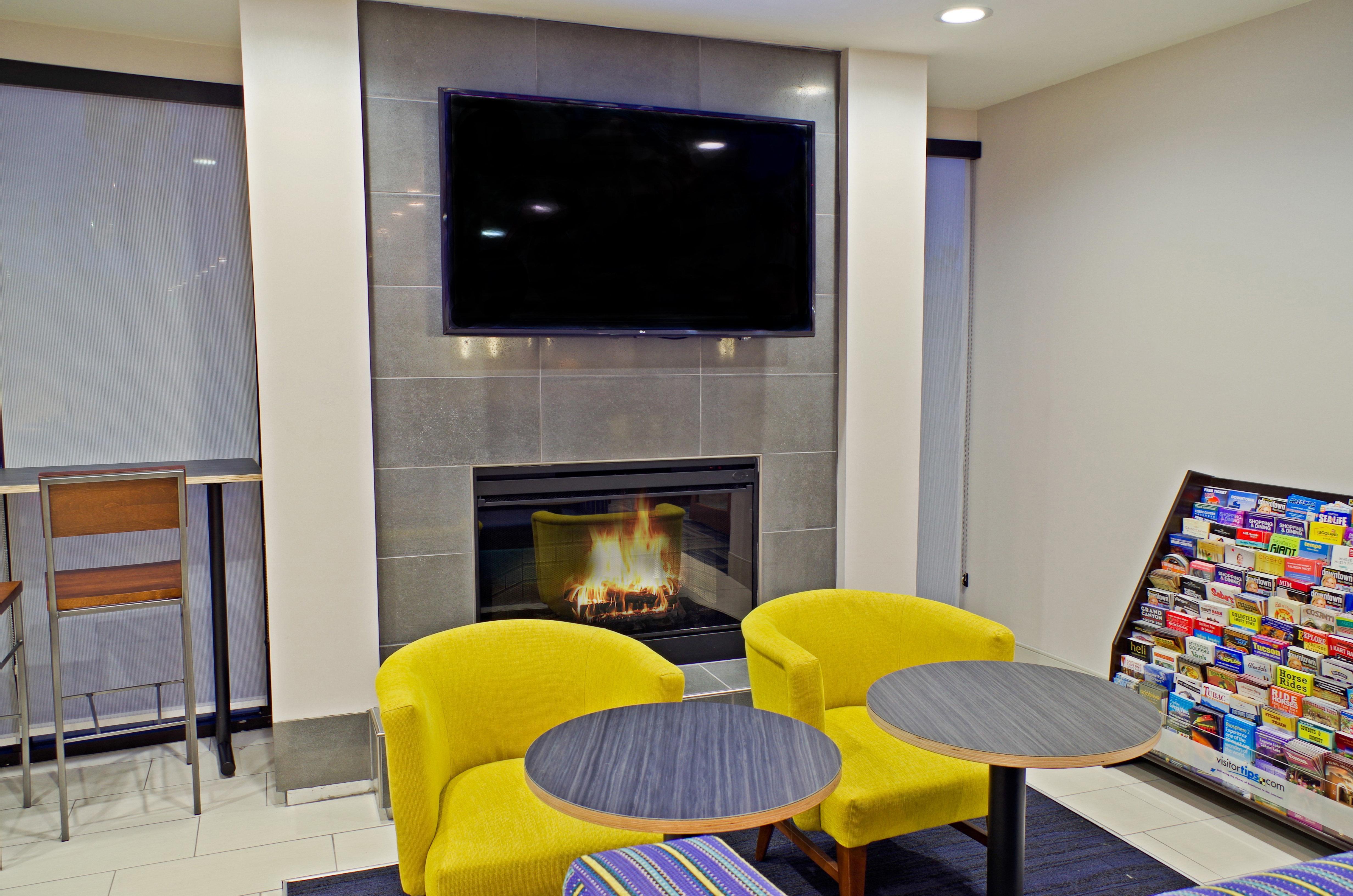 Holiday Inn Express & Suites - Phoenix North - Scottsdale By Ihg Esterno foto